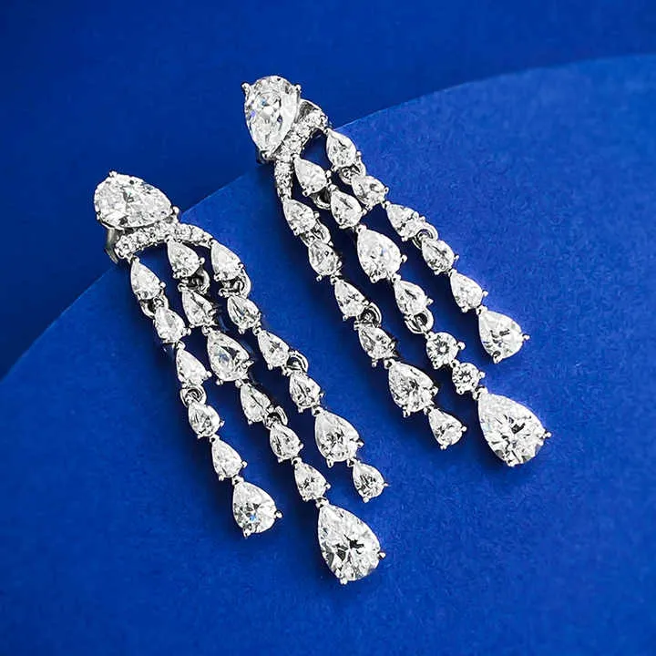 العصرية المصنوعة من الفضة الإسترلينية عيار 925 Modern made of 925 sterling silver