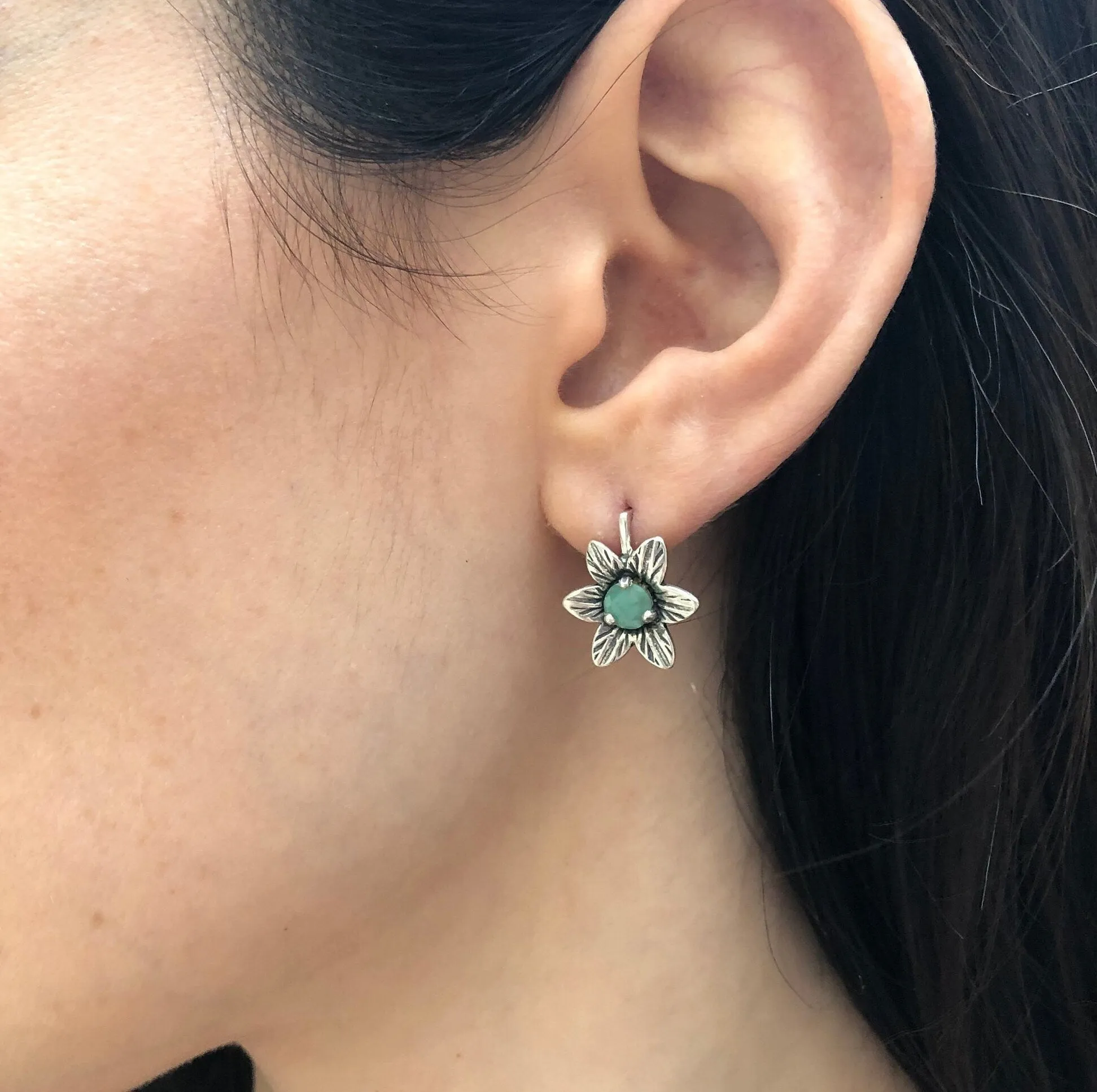 Aquamarine Flower Earrings - Vintage Aquamarine Studs - Blue Flower Earrings