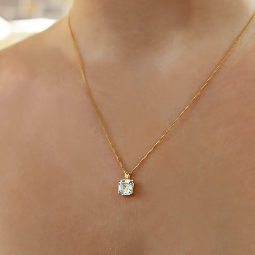 Asscher Cut Pendant