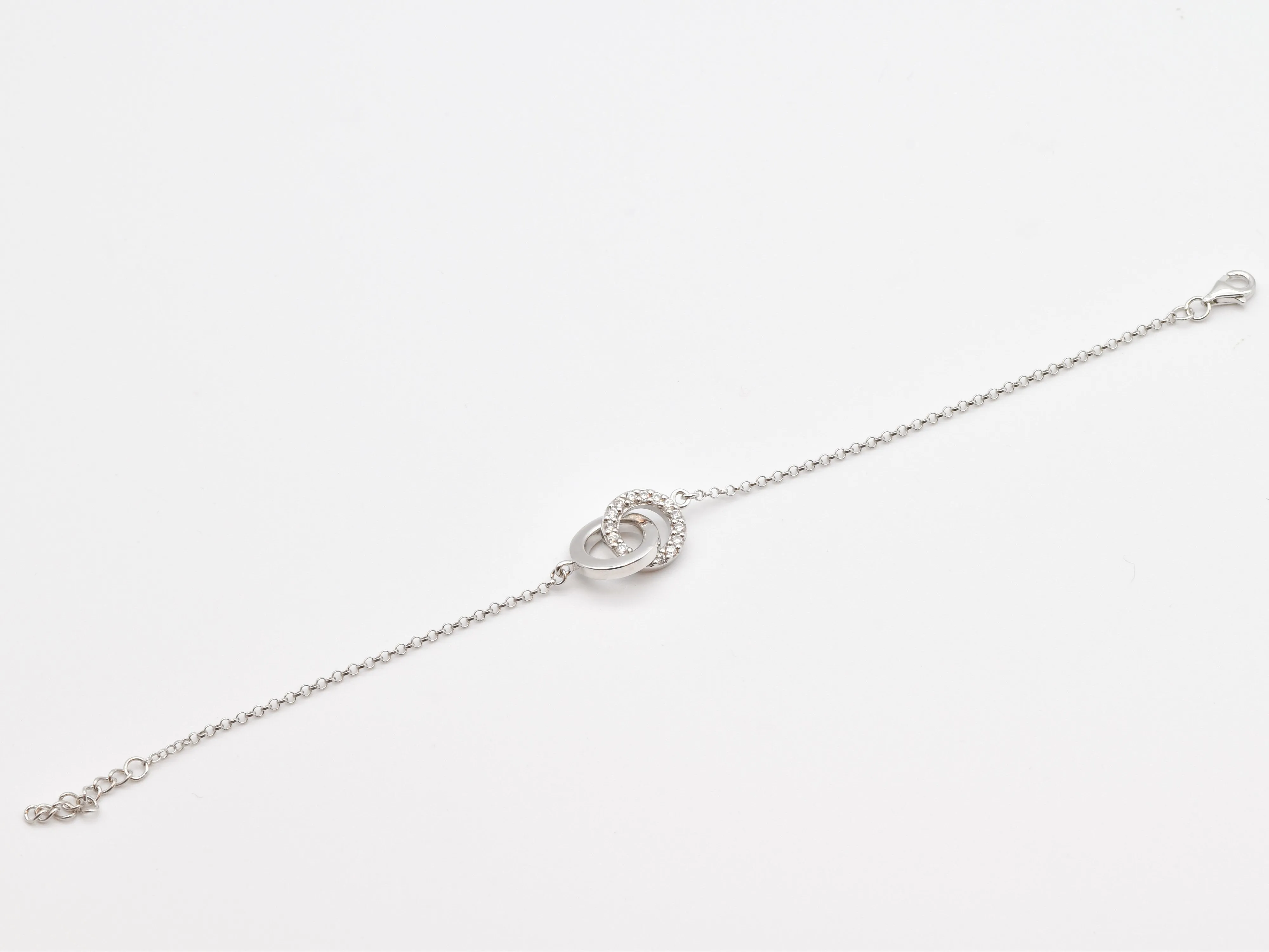 Diamond Charm Bracelet - Interlocking Circles Wristlet - Solid Silver Bracelet