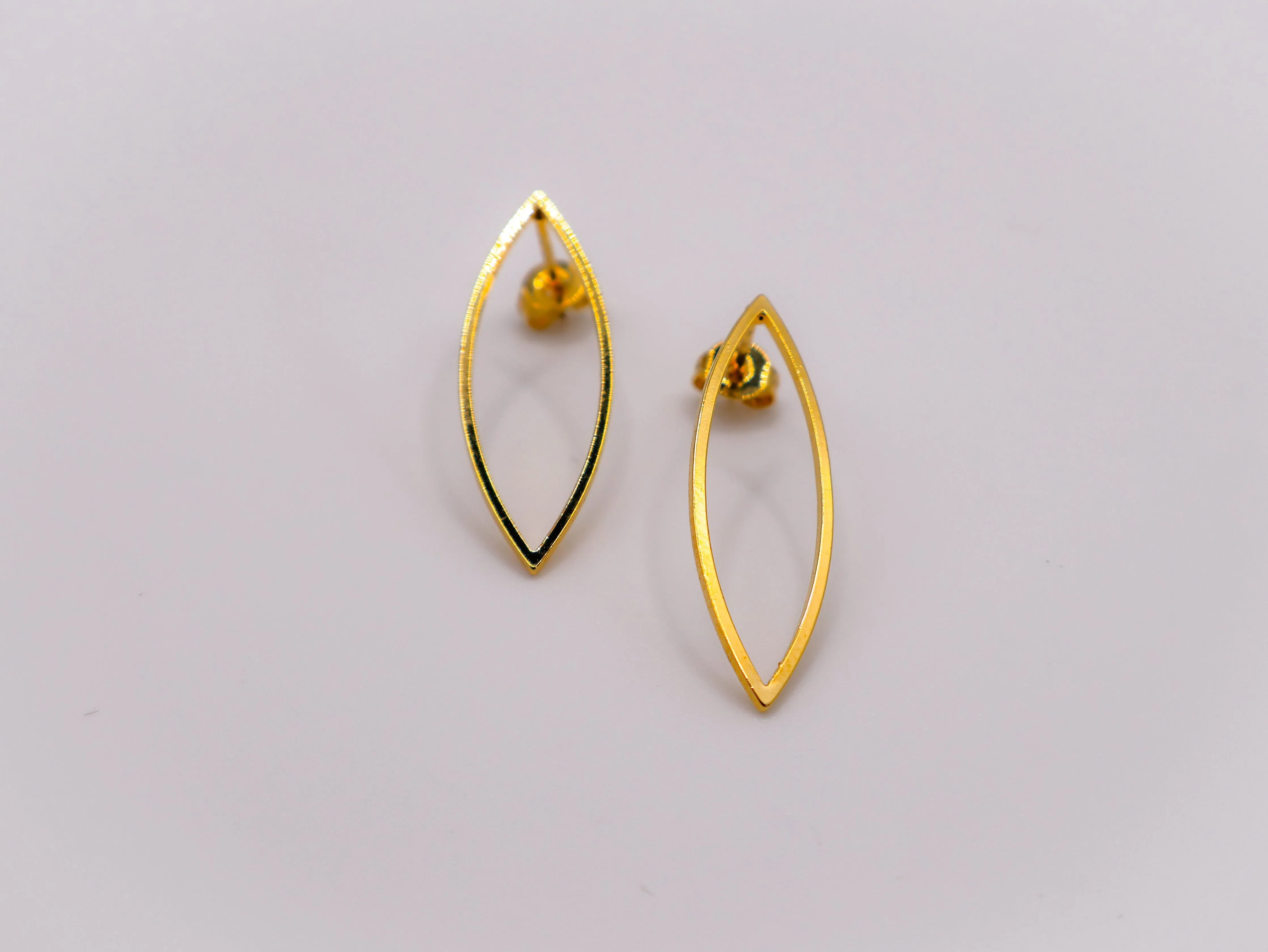 Golden Leaf Elegance Earrings