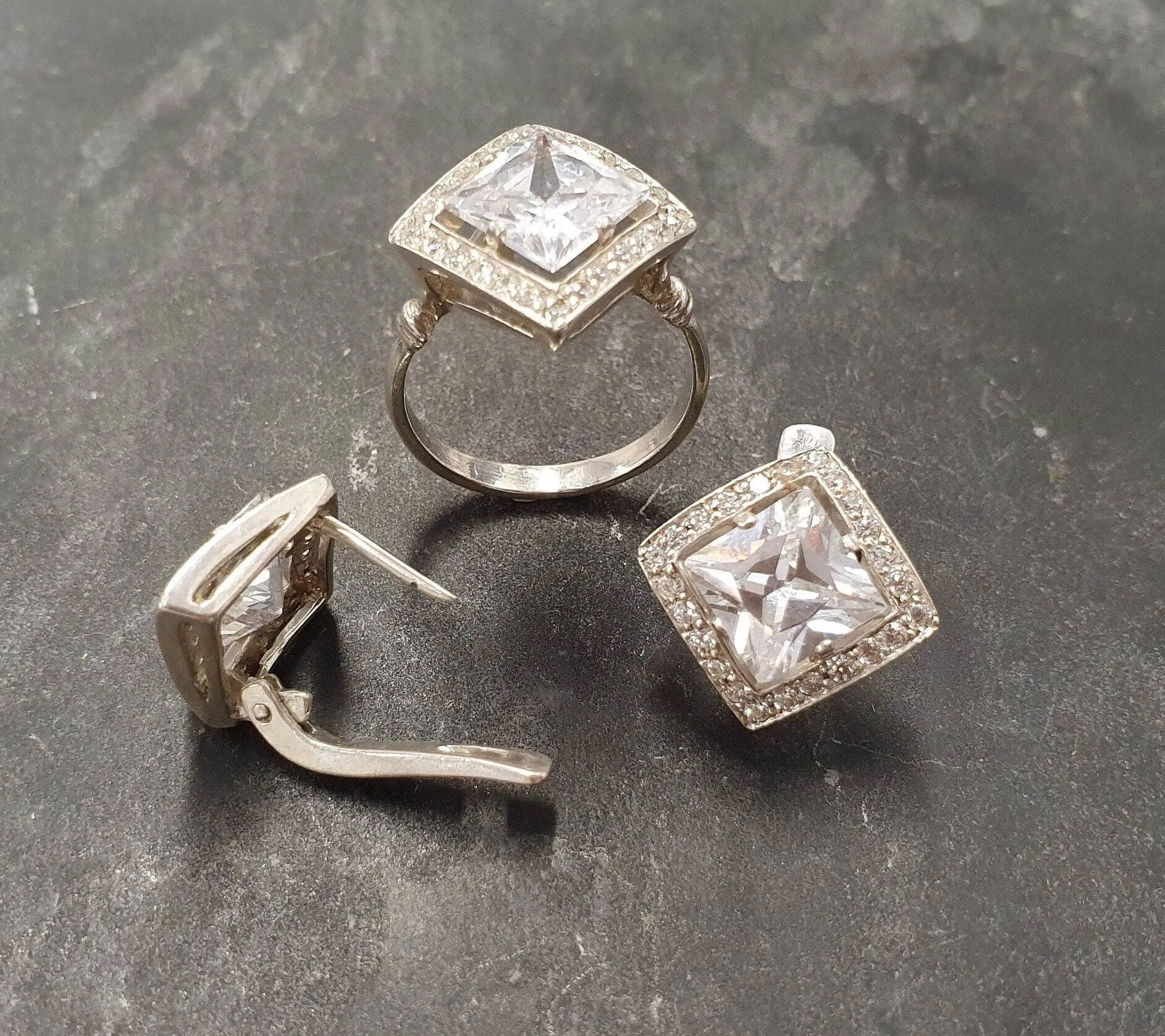 Square Diamond Earrings - Classy Sparkly Earrings - Vintage Square Studs
